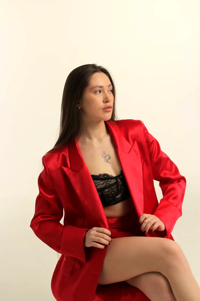 фото эскорт модели Айна