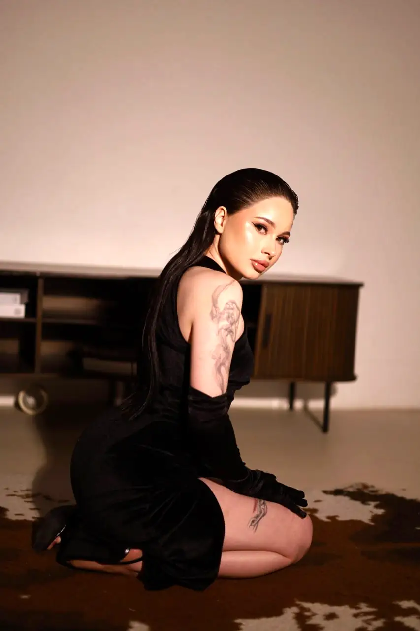 фото эскорт модели Алвин